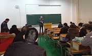 工程训练中心召开全体职工大会传达学校“两会”精神