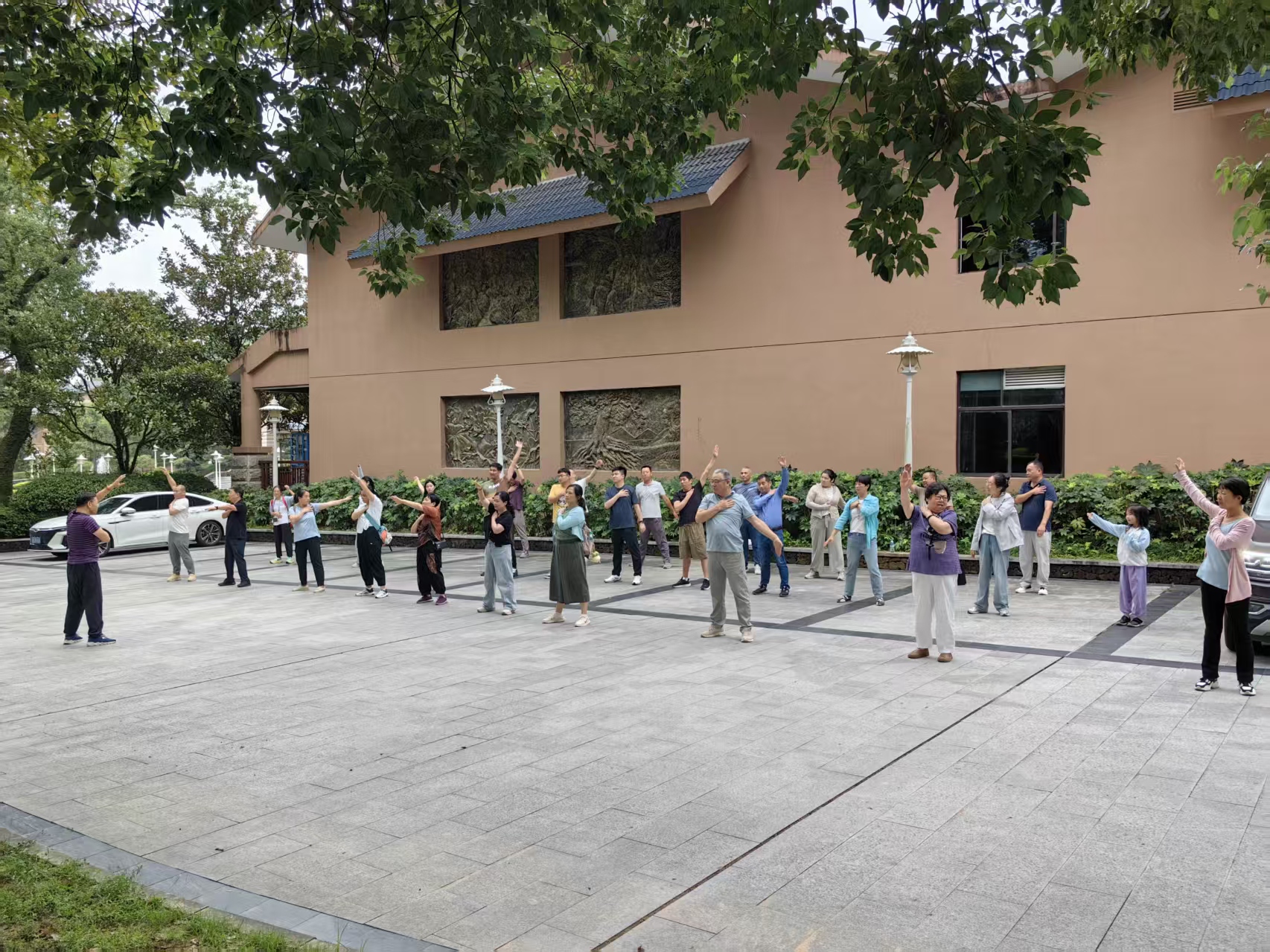 微信图片_20251016170912_412_220